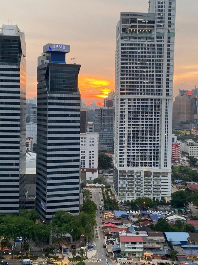 Mercu Summer Suites Klcc By Minutepointhome Kuala Lumpur Buitenkant foto