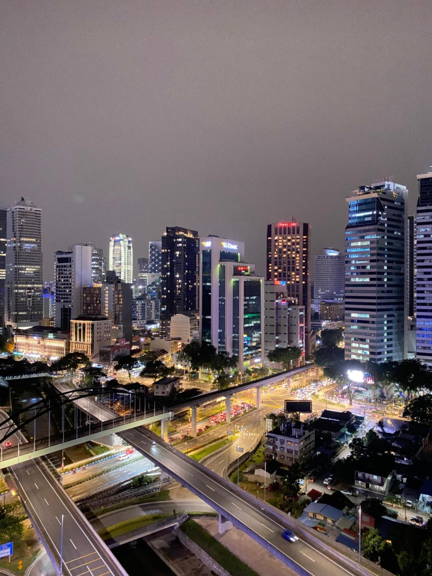 Mercu Summer Suites Klcc By Minutepointhome Kuala Lumpur Buitenkant foto